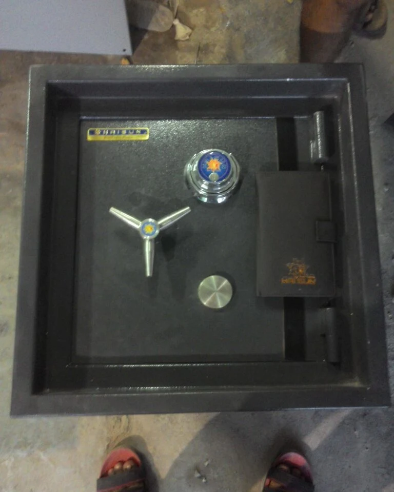 Foto 4 Type Floor Safe